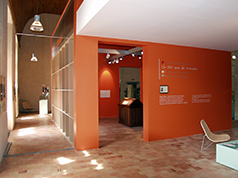 Scénographie d'une exposition temporaire à Châteaubriant Scénographie d'une exposition temporaire à Châteaubriant - 44